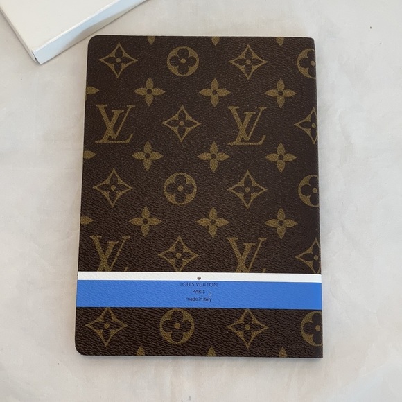 LOUIS Vuitton Clemence Notebook "Ski Slopes" - Picture 2 of 13